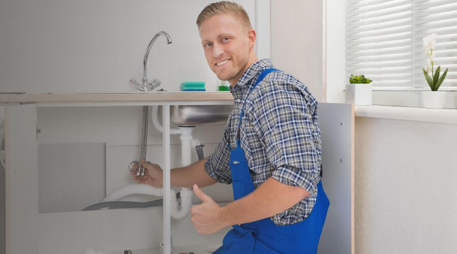 Expert burst pipe repair services in Loogootee, IN